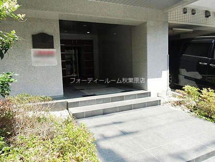 エントランス　★《見学予約受付中》当店では契約金がクレジット決済可能です★