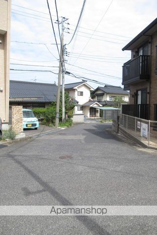 その他　前面道路（その他）まで10m
