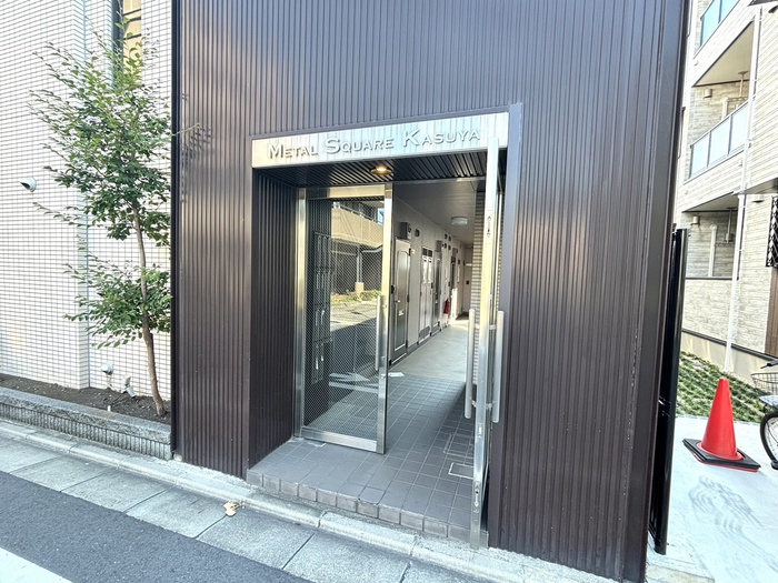 メタルスクエア粕谷の外観写真