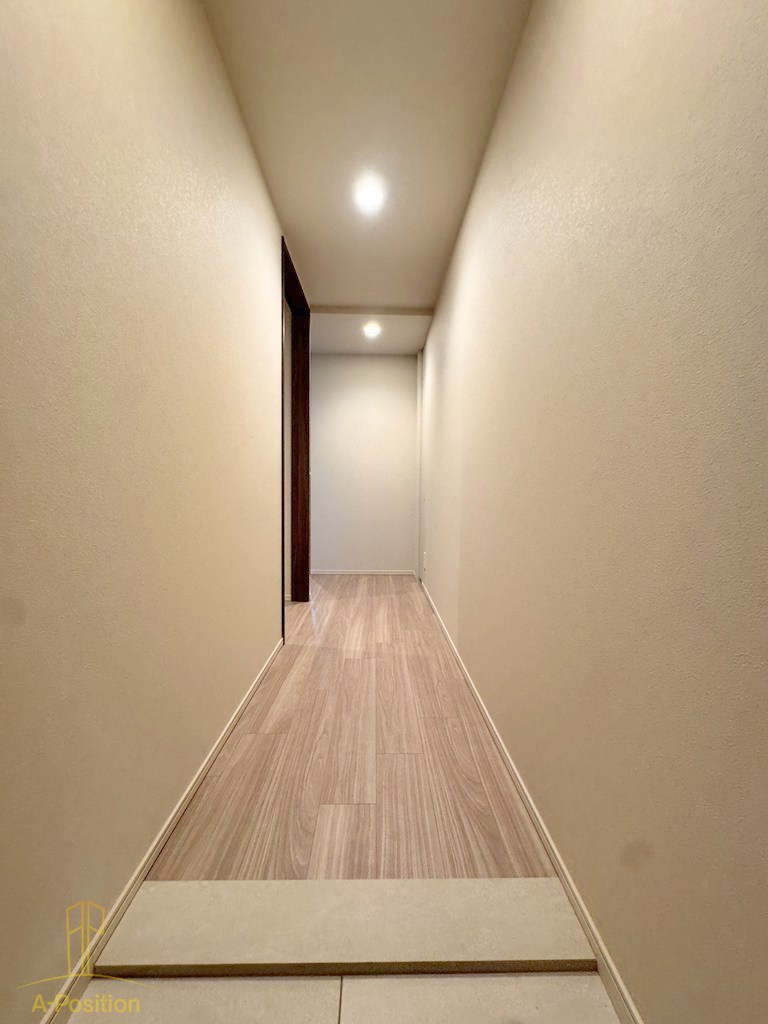 玄関　シーズンフラッツ南森町PREMIER
