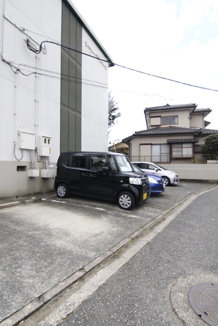 駐車場　駐車場★小型車のみ　現地要確認