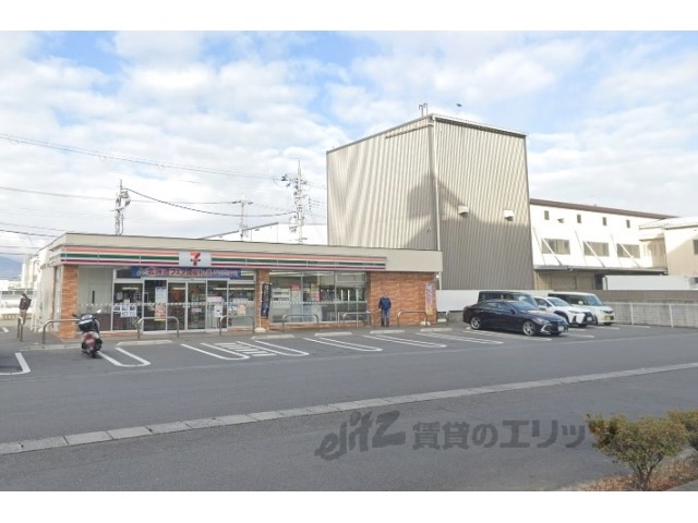 コンビニ　セブンイレブン油小路上鳥羽店（コンビニ）まで50m
