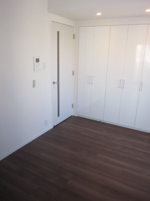 その他部屋・スペース　★★フローリング完備★★