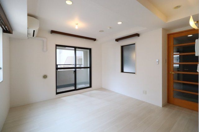 居室・リビング　※同タイプの別のお部屋です。