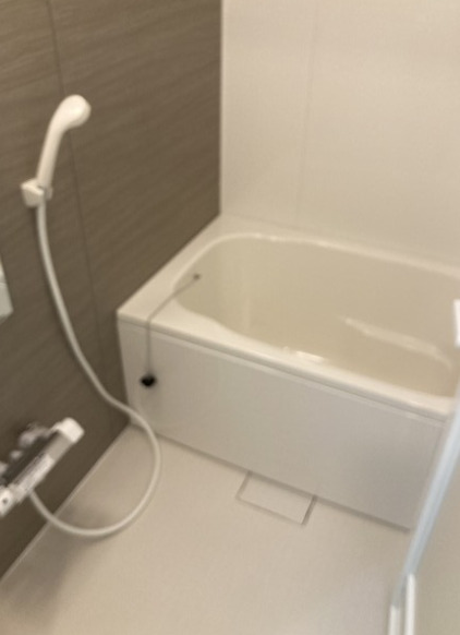 バス・シャワールーム　別部屋の画像を使用しております。