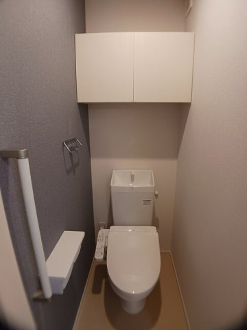 トイレ　コンパクトで使いやすいトイレです