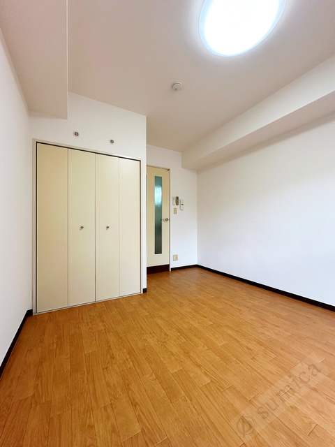 居室・リビング　日当たりもよく明るいお部屋＾＾