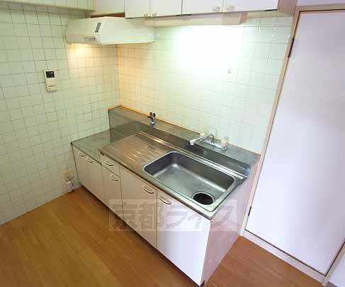 近鉄京都線 久津川駅 徒歩2分 5階建 築37年のキッチン写真
