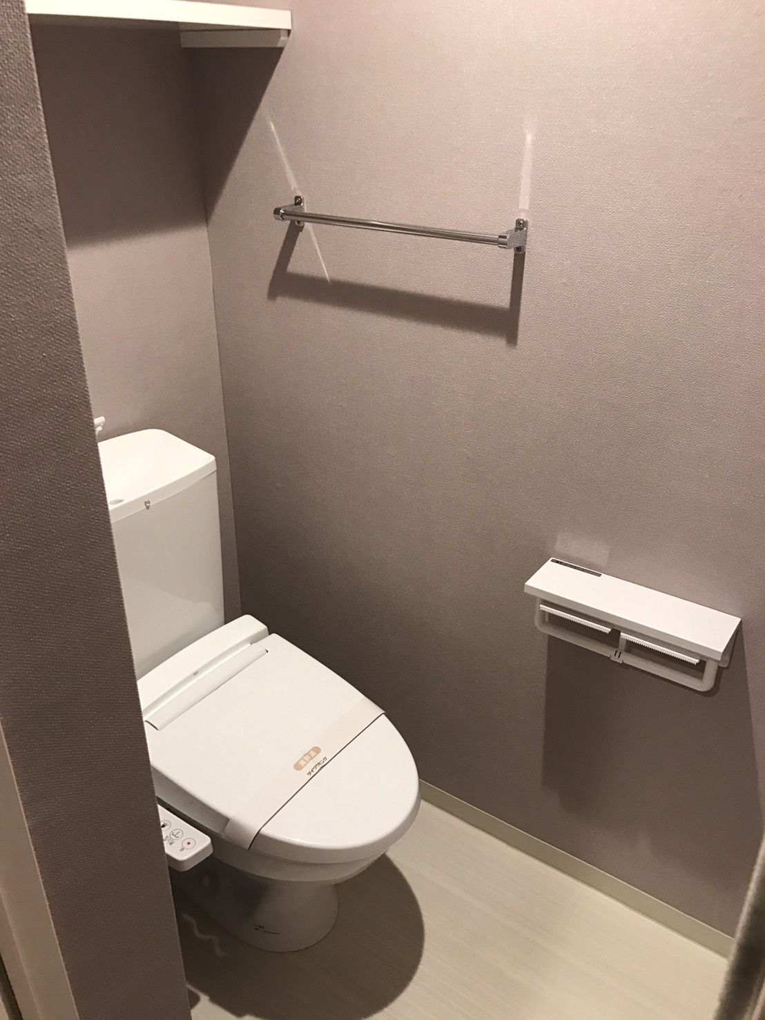 トイレ　別部屋参照