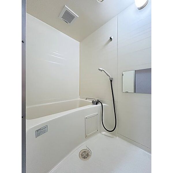 バス・シャワールーム　【ファミリーレストラン】すき家 名東猪子石店まで679m