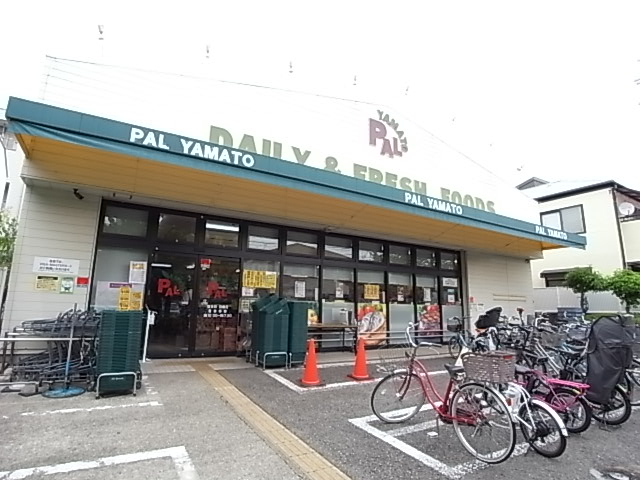 【芦屋市川西町のアパートのスーパー】