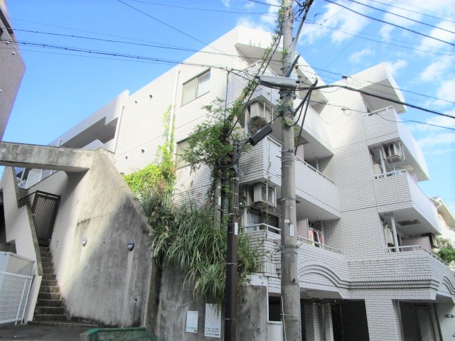 町田市原町田のマンションの建物外観