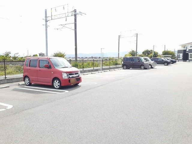 【杵島郡江北町大字上小田のアパートの駐車場】