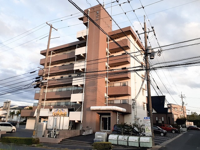 イーストコーポの建物外観