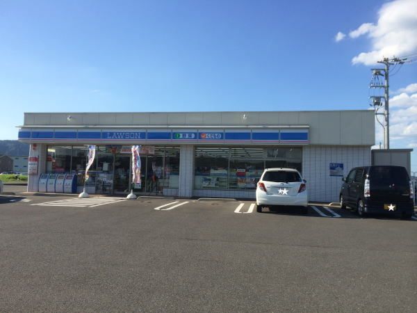 コンビニ　ローソン（コンビニ）まで450m