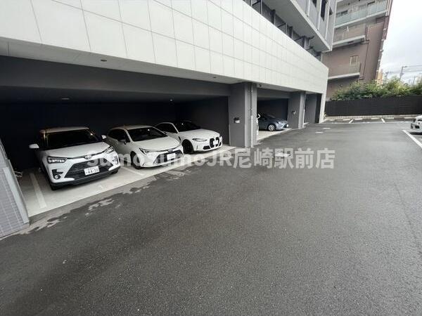 駐車場　駐車スペースもあります
