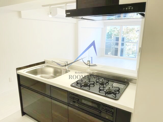 キッチン　キッチンです。