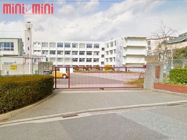 小学校　神戸市立つつじが丘小学校（小学校）まで800m