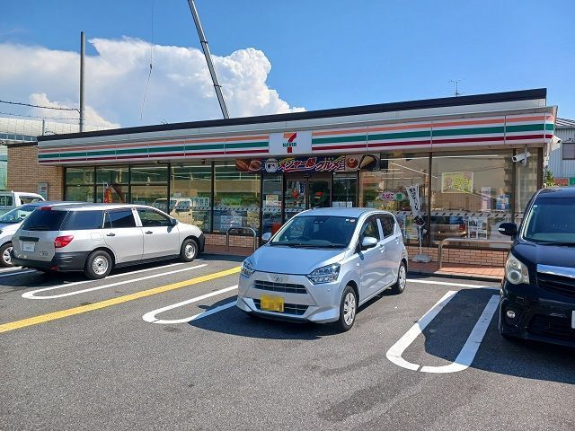 コンビニ　セブンイレブン萱島東３丁目店様（コンビニ）まで750m