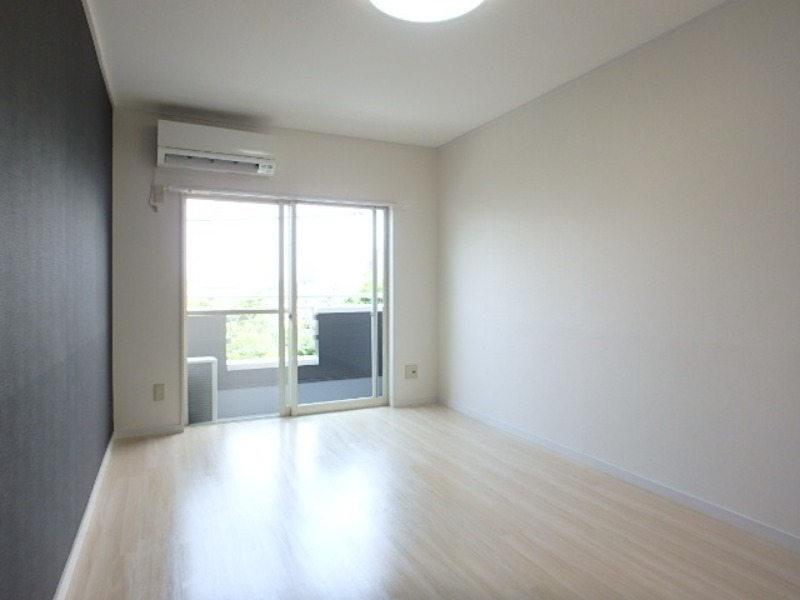 居室・リビング　図面と現状に相違がある場合には現状を優先