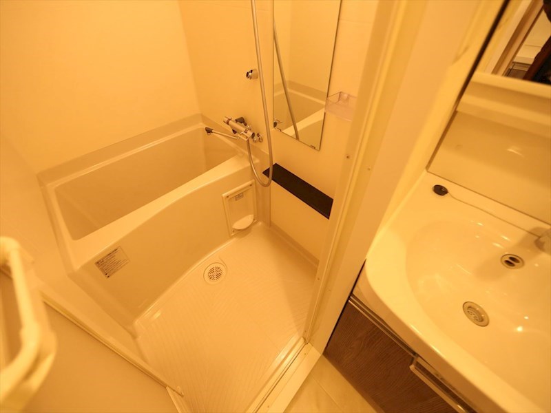 バス・シャワールーム　バスルーム　浴室暖房乾燥機付き