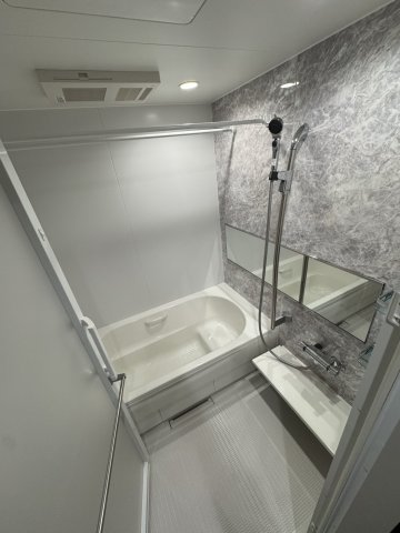 バス・シャワールーム　★追炊機能　浴室乾燥機付きのバスルーム★