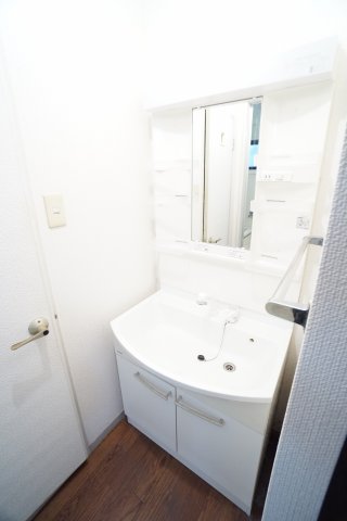 洗面設備　※同タイプの写真です。