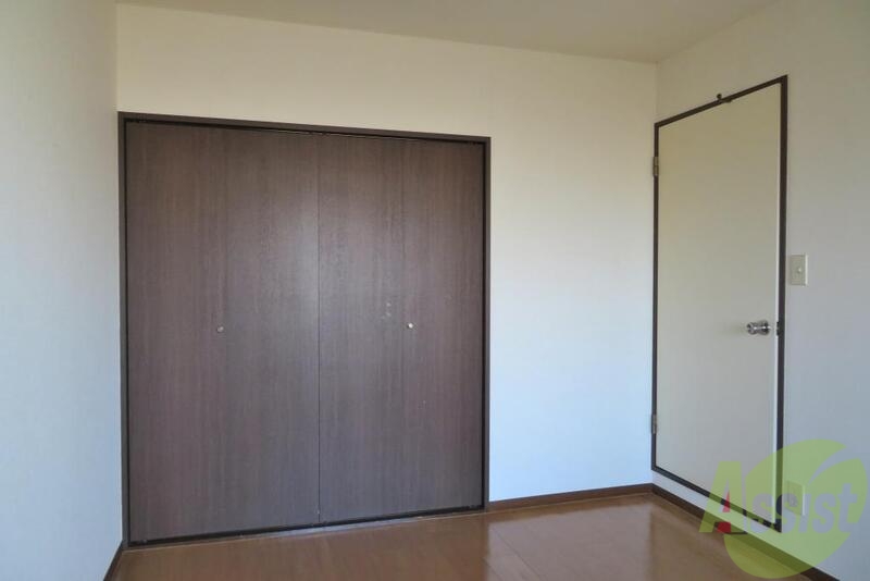 収納　クローゼットも大きくお部屋もスッキリしますね。収納上手