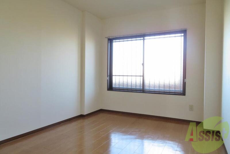 その他部屋・スペース　オール洋室でお掃除もらくらくですね。わーいわーい