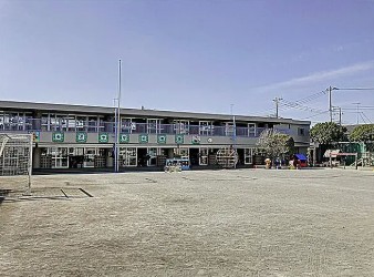 幼稚園・保育園　モミヤマ幼稚園（幼稚園・保育園）まで541m