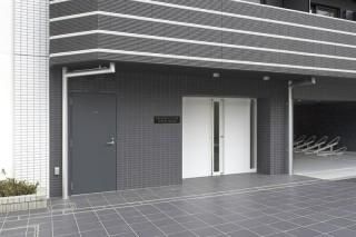 エントランス　毎日通るエントランス♪