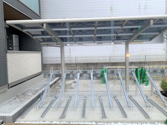 その他共有部分　屋根付き駐輪場