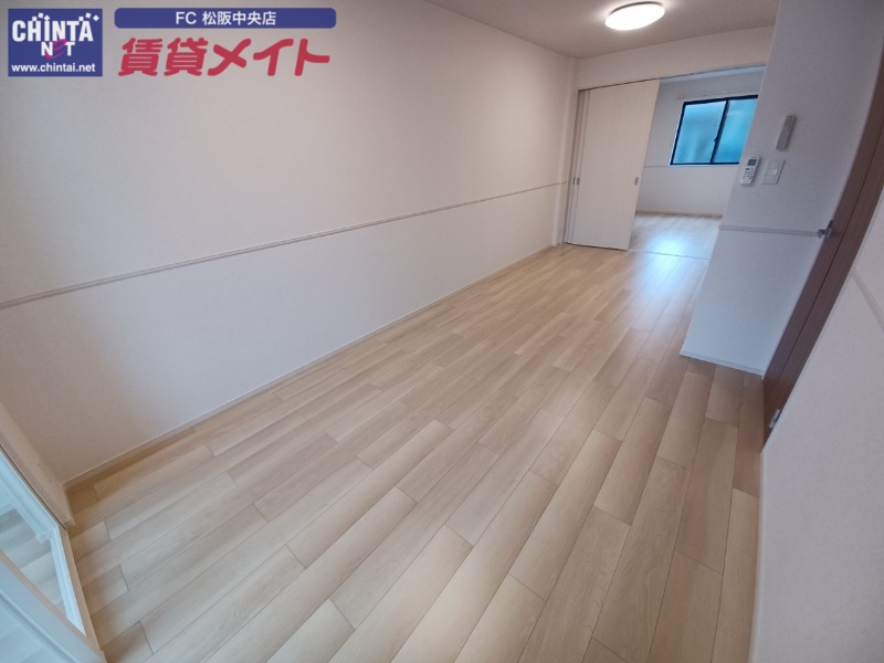 居室・リビング　同型参考写真