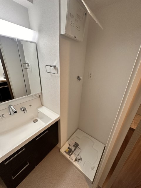 洗面設備　※建築工事中の別号室の写真です※