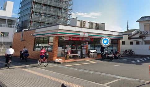 コンビニ　セブンイレブン 豊中服部南町4丁目店（コンビニ）まで368m
