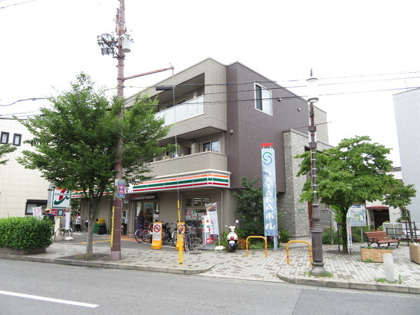 コンビニ　セブンイレブン大阪狭山市駅前店（コンビニ）まで462m