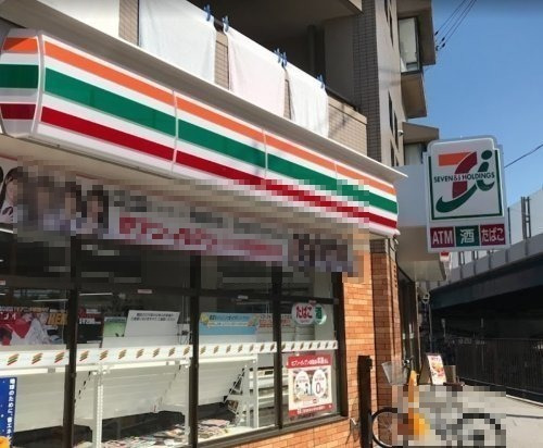 コンビニ　セブンイレブン 大東野崎駅南店（コンビニ）まで249m