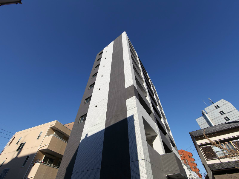 建物外観　外観　オートロック付　防犯カメラ付