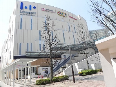 ショッピングセンター　ららぽーと柏の葉（ショッピングセンター）まで900m