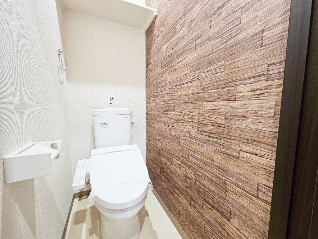 フジパレス新深江VIII番館のトイレ写真