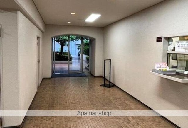 ＪＲ総武線 両国駅 徒歩7分 14階建 築44年の外観写真