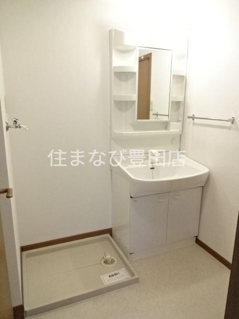 洗面設備　同型タイプ