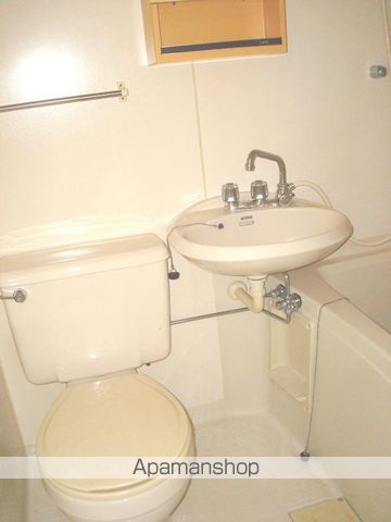 ＪＲ中央線 甲府駅 徒歩14分 2階建 築38年のトイレ写真
