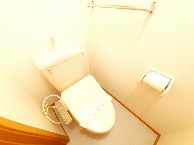 【神埼市千代田町下西のアパートのトイレ】
