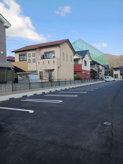 【サンリットI　（和歌山市内原）の駐車場】