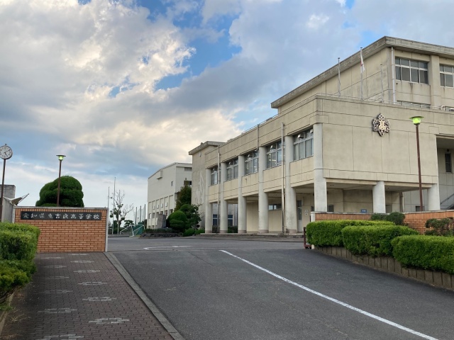 【西尾市西幡豆町のマンションの高校・高専】