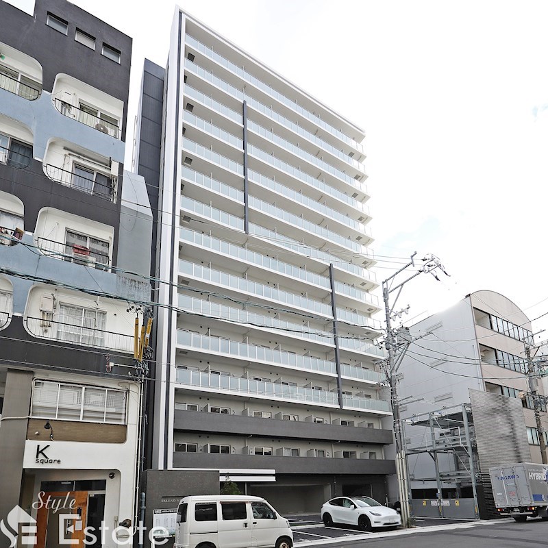 【名古屋市中区新栄のマンションの建物外観】