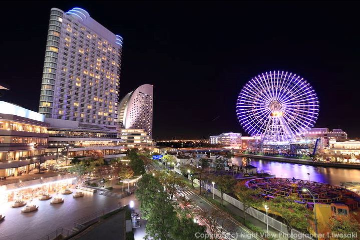 【横浜市中区伊勢佐木町のマンションのショッピングセンター】