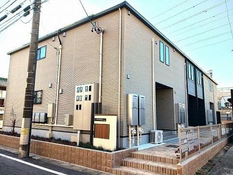 【ブライテストの建物外観】