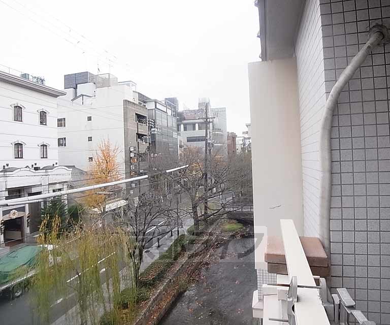 【京都市中京区恵比須町のマンションの眺望】